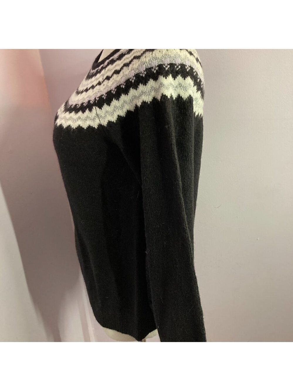 Elle Sweater, NWT, Size S - Picture 3 of 12